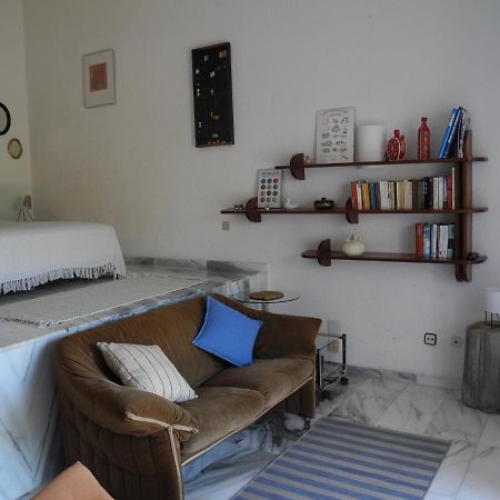 Tranquilos Estudios Cerca De La Playa Cadaques Exterior photo