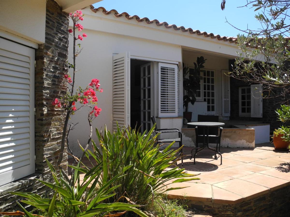 Tranquilos Estudios Cerca De La Playa Cadaques Exterior photo