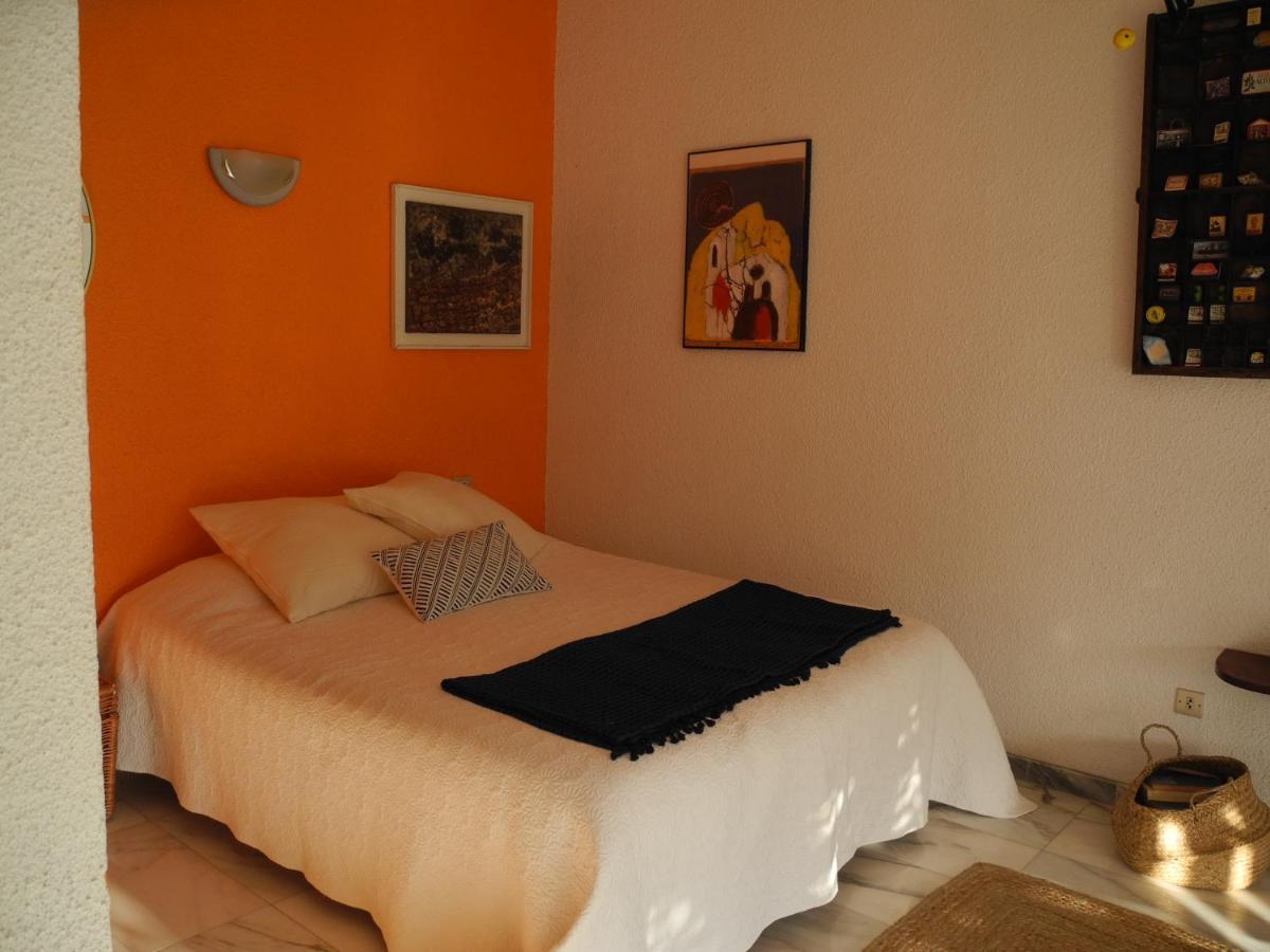 Tranquilos Estudios Cerca De La Playa Cadaques Exterior photo